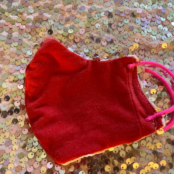 Facemask - Picture 6 of 11